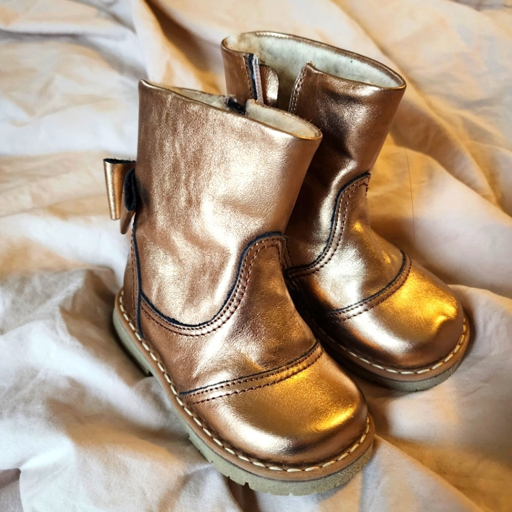 Emel 5.5M baby or toddler